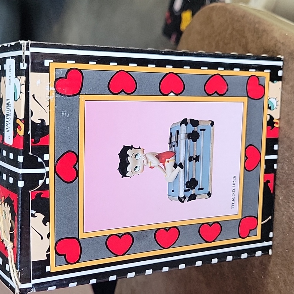 Betty boop steamer Trinket/ box NIB
